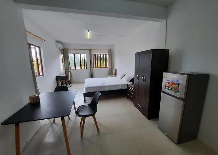 Jasmin Apartments Flic En Flac
